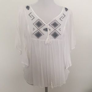 White blouse (free if purchasing another item)